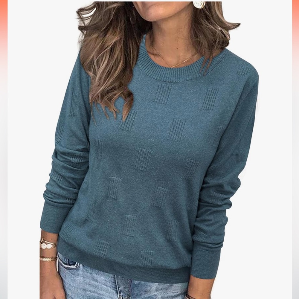Elegant Blue-grey Crew Neck Sweater